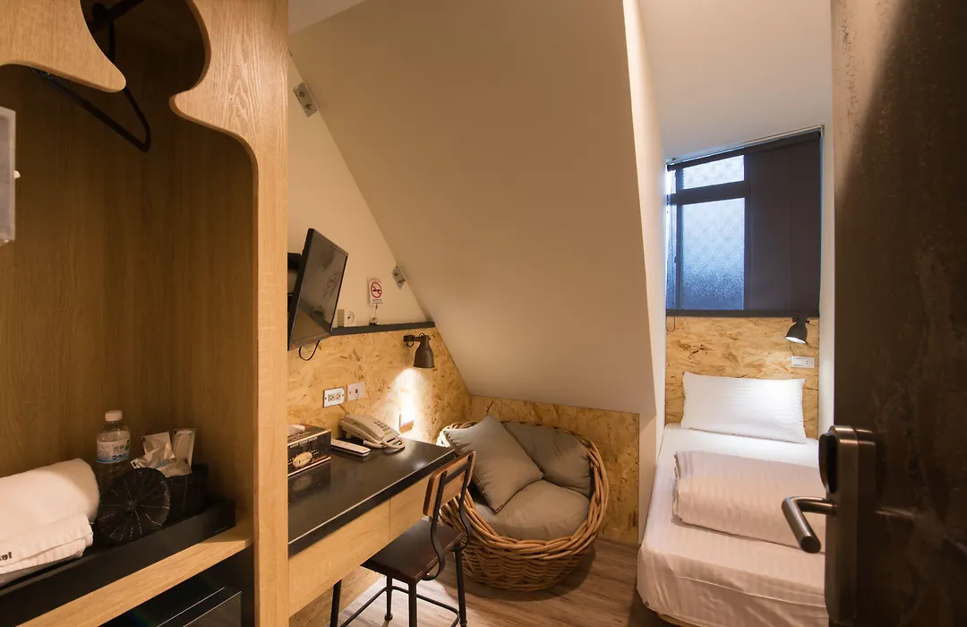 Beimen Wow Poshtel-1